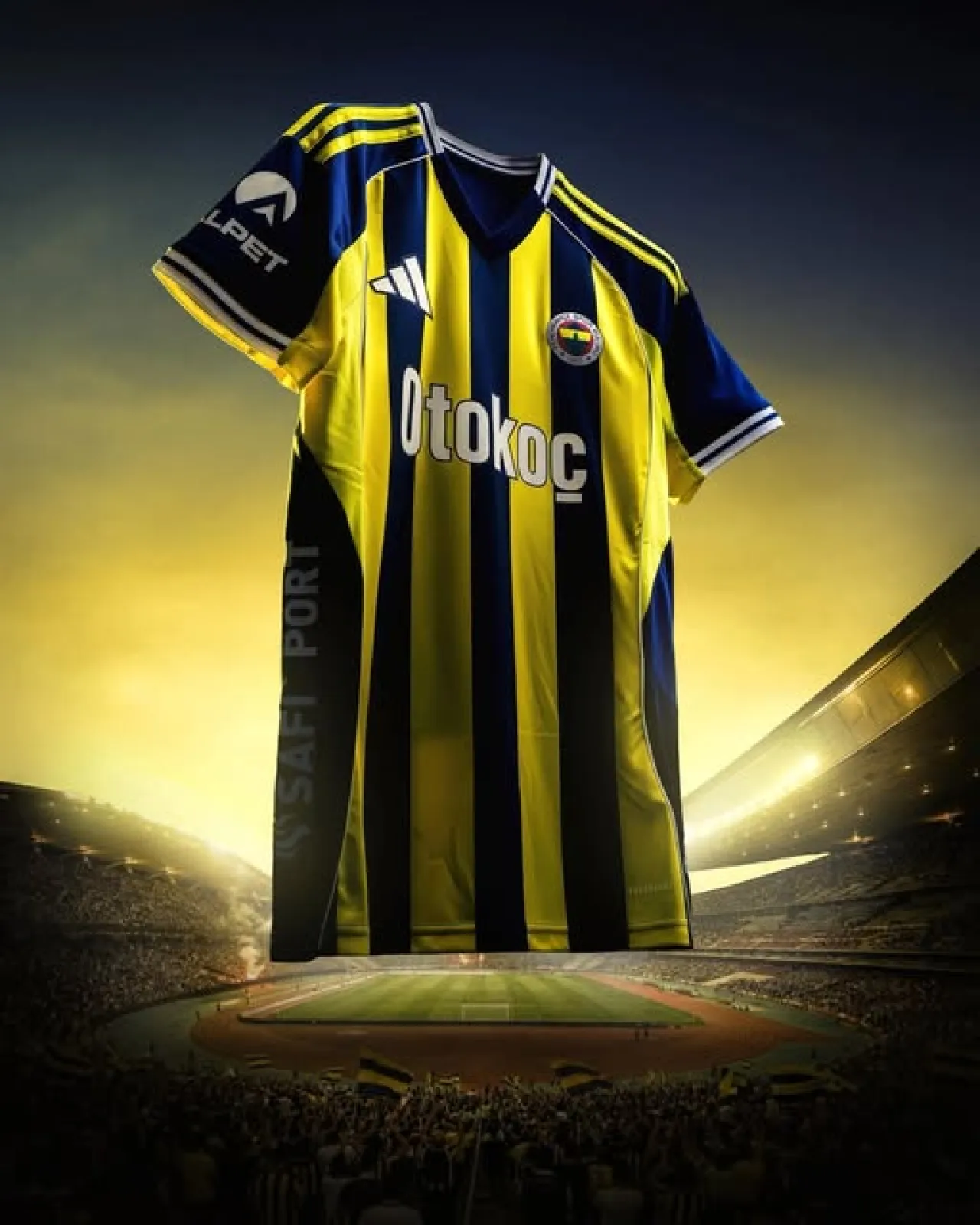 Fenerbahçe, Adidas ve Fenerium İş Birliğiyle Özel Çubuklu Formayla Sahada