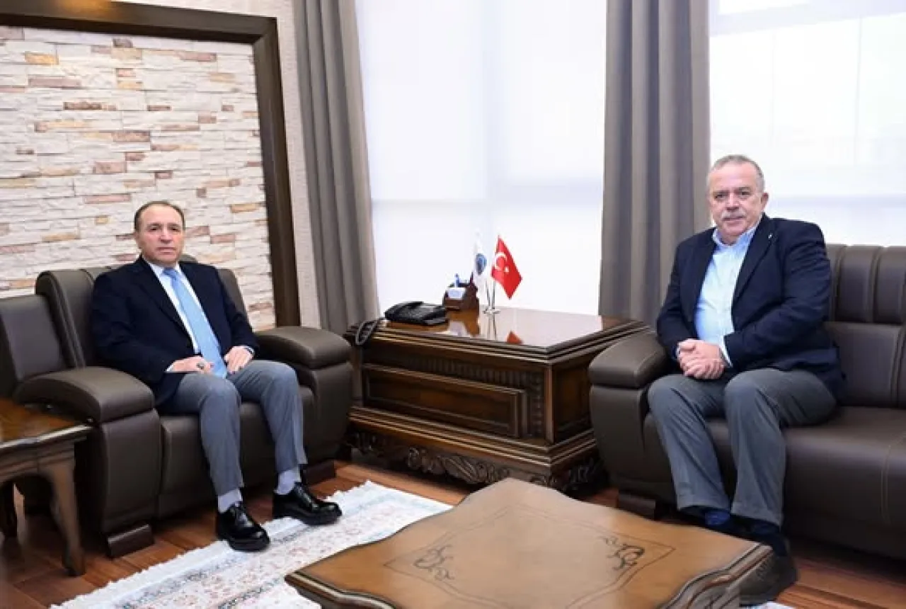 Amasya Üniversitesi Rektörü'nden Afyon Kocatepe Üniversitesi'ne Nezaket Ziyareti