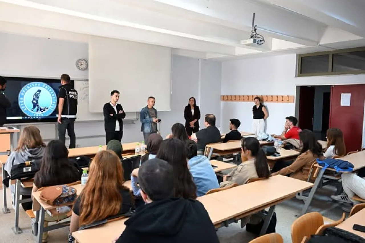 Afyon Kocatepe Üniversitesi'nde Yeni Öğrenciler İçin Oryantasyon Toplantıları Düzenlendi